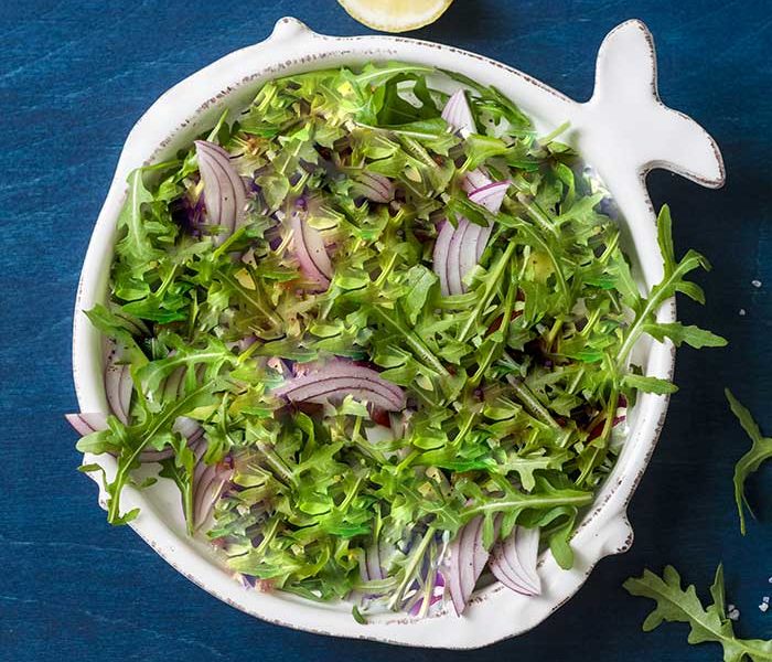 Red Onion With Spicy Arugula