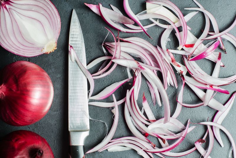 Pre-Sliced Onions from Gills Onions